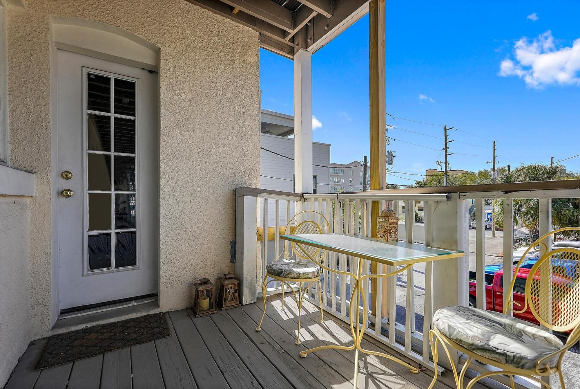 Retro Retreat In Dtsp - Explore The Downtown Area Sint-Petersburg Buitenkant foto